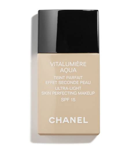 chanel vitalumière aqua ultra-light skin perfecting makeup spf15 30ml|vitalumier aqua makeup.